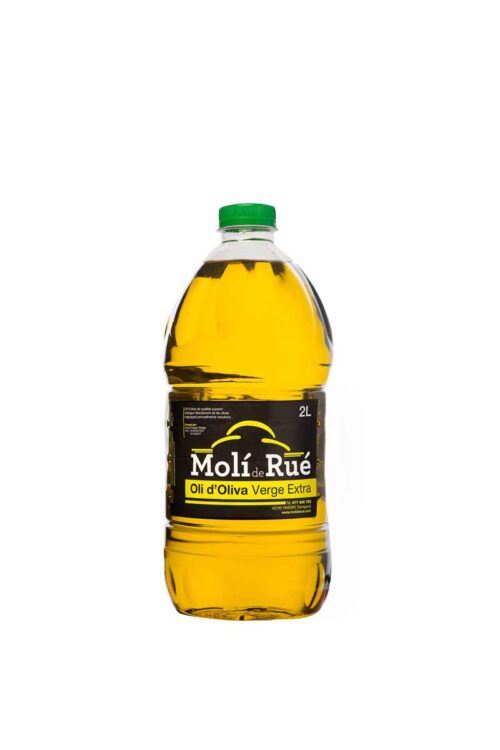 Botella de plàstic d'oli d'oliva amb etiqueta negra.